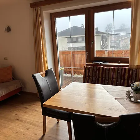 Mayrhofer Apartamento *